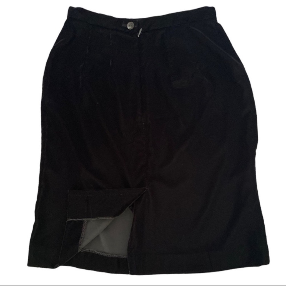 Talbots Black Velvet A-Line Skirt Back Slit Women’s Small Like New Soft Dressy